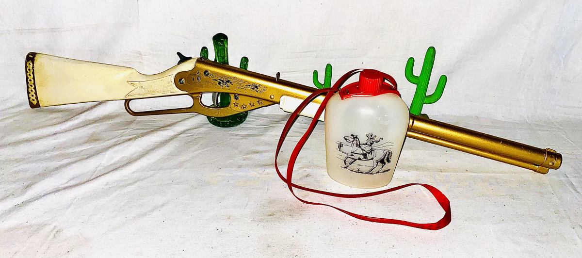 Daisy Annie Oakley model 967****SOLD