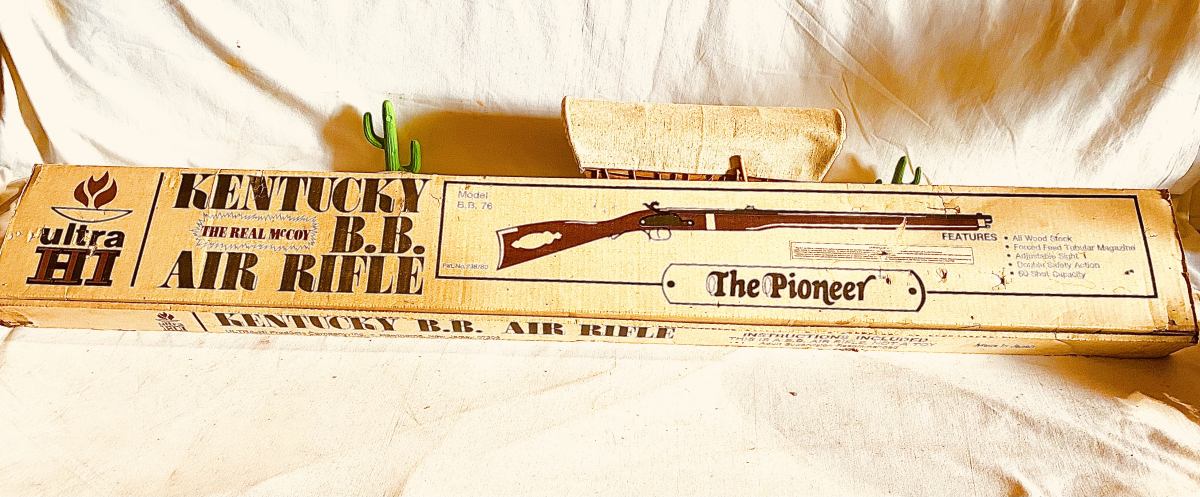 Ultra High Pioneer model 76 BB w/box****SOLD