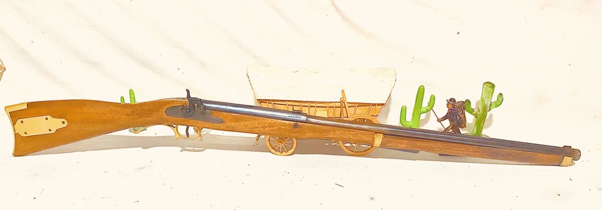 Ultra high Pioneer model 76****SOLD - Image 2